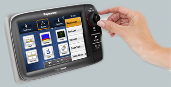 GPS Raymarine multifonction tactil série E en vente chez Azur électronique services marine
